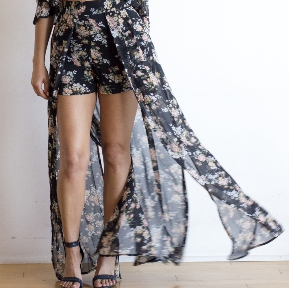 Leith Black Floral Kimono